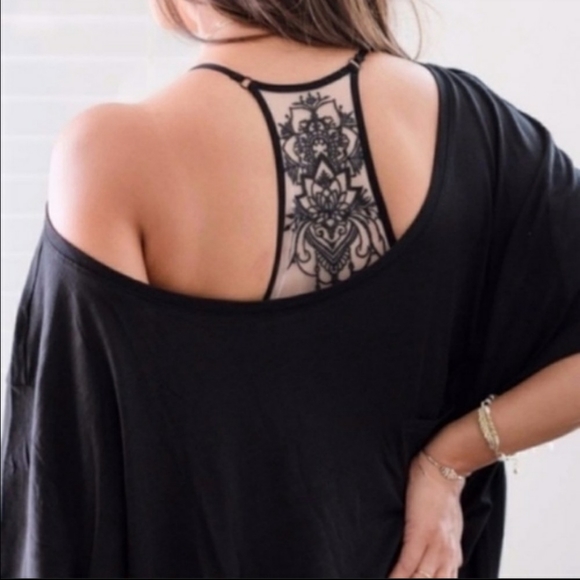 Black Lace Bralette - Picture 2 of 7